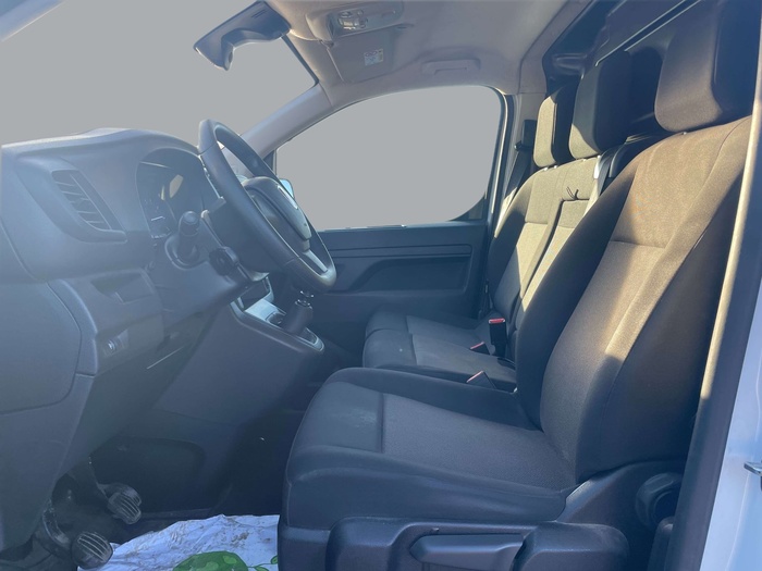 Fiat Scudo Furgon 1.5 Bluehdi L2 88 kW (120 CV) Vehículo usado en Sevilla Fiat Scudo Furgon 1.5 Bluehdi L2 88 kW (120 CV) Vehículo usado en Sevilla