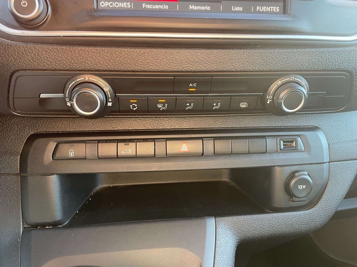 Fiat Scudo Furgon 1.5 Bluehdi L2 88 kW (120 CV) Vehículo usado en Sevilla Fiat Scudo Furgon 1.5 Bluehdi L2 88 kW (120 CV) Vehículo usado en Sevilla