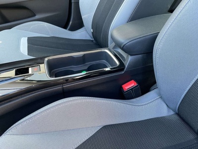 Opel Mokka-e BEV 50kWh Business Elegance-e 100 kW (136 CV) 15 Opel Mokka-e BEV 50kWh Business Elegance-e 100 kW (136 CV) 15