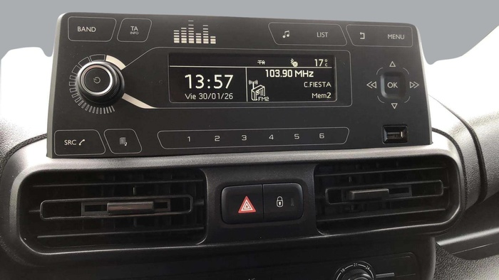 Opel Combo Life 1.5 TD Life L 75 kW (102 CV) Vehículo usado en Sevilla Opel Combo Life 1.5 TD Life L 75 kW (102 CV) Vehículo usado en Sevilla