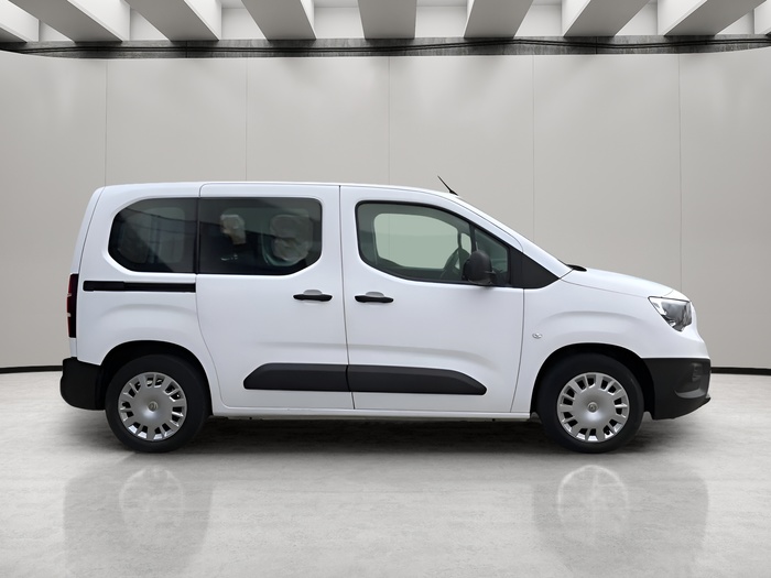 Opel Combo Life 1.5 TD Life L 75 kW (102 CV) Vehículo usado en Sevilla Opel Combo Life 1.5 TD Life L 75 kW (102 CV) Vehículo usado en Sevilla