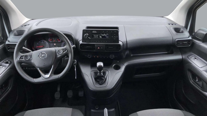 Opel Combo Life 1.5 TD Life L 75 kW (102 CV) Vehículo usado en Sevilla Opel Combo Life 1.5 TD Life L 75 kW (102 CV) Vehículo usado en Sevilla