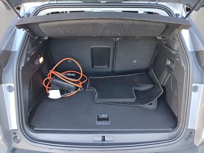 Peugeot 3008 Hybrid 225 Allure Pack e-EAT8 165 kW (225 CV) 50 Peugeot 3008 Hybrid 225 Allure Pack e-EAT8 165 kW (225 CV) 50