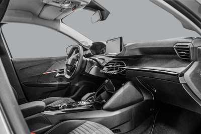 Peugeot e-208 Eléctrico Active 100 kW (136 CV) 12 Peugeot e-208 Eléctrico Active 100 kW (136 CV) 12