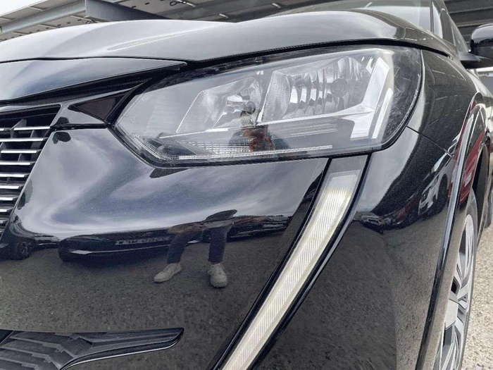 Peugeot e-208 Eléctrico Active 100 kW (136 CV) Vehículo usado en Sevilla Peugeot e-208 Eléctrico Active 100 kW (136 CV) Vehículo usado en Sevilla