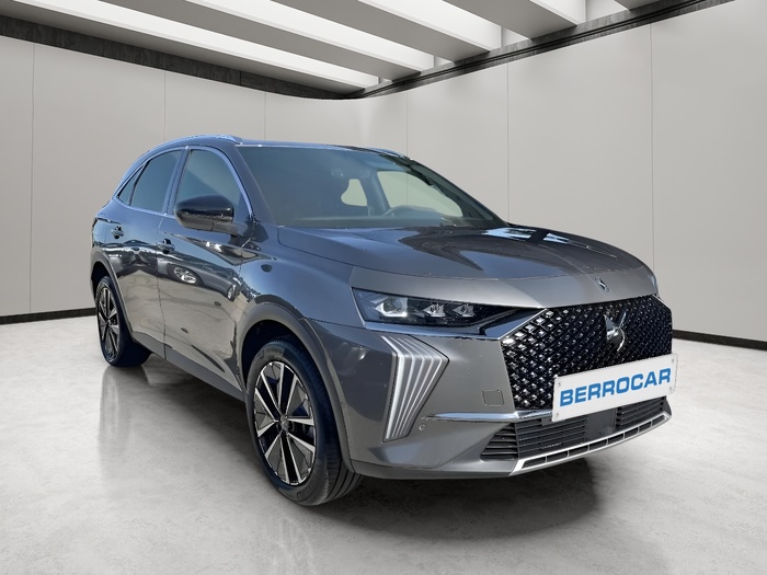 DS DS7 BlueHDi 130 Rivoli Auto 96 kW (130 CV) Vehículo usado en Sevilla DS DS7 BlueHDi 130 Rivoli Auto 96 kW (130 CV) Vehículo usado en Sevilla