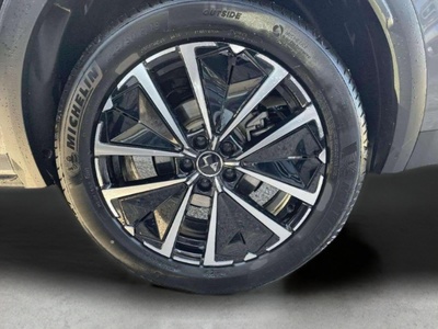 DS DS7 BlueHDi 130 Rivoli Auto 96 kW (130 CV) 9 DS DS7 BlueHDi 130 Rivoli Auto 96 kW (130 CV) 9