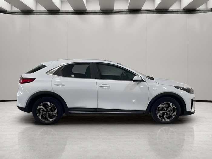 Kia XCeed 1.0 T-GDi Drive 74 kW (100 CV) Vehículo usado en Sevilla Kia XCeed 1.0 T-GDi Drive 74 kW (100 CV) Vehículo usado en Sevilla