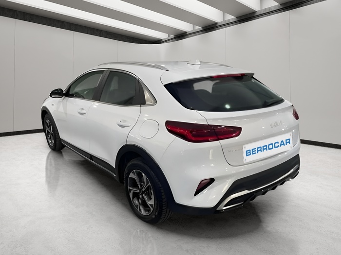 Kia XCeed 1.0 T-GDi Drive 74 kW (100 CV) Vehículo usado en Sevilla Kia XCeed 1.0 T-GDi Drive 74 kW (100 CV) Vehículo usado en Sevilla