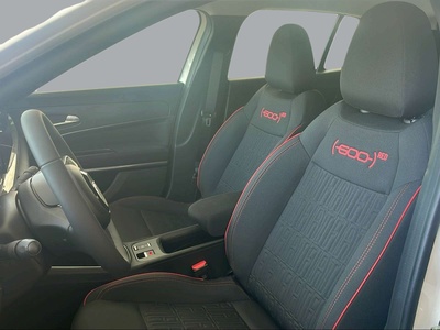 Fiat 600e Red 54kwh 115 kW (156 CV) 17 Fiat 600e Red 54kwh 115 kW (156 CV) 17