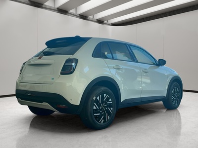 Fiat 600e Red 54kwh 115 kW (156 CV) 5 Fiat 600e Red 54kwh 115 kW (156 CV) 5