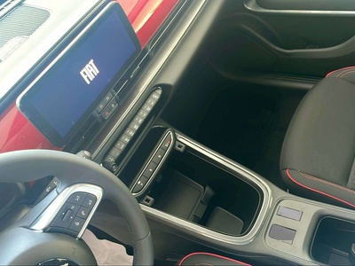 Fiat 600e Red 54kwh 115 kW (156 CV) 12 Fiat 600e Red 54kwh 115 kW (156 CV) 12