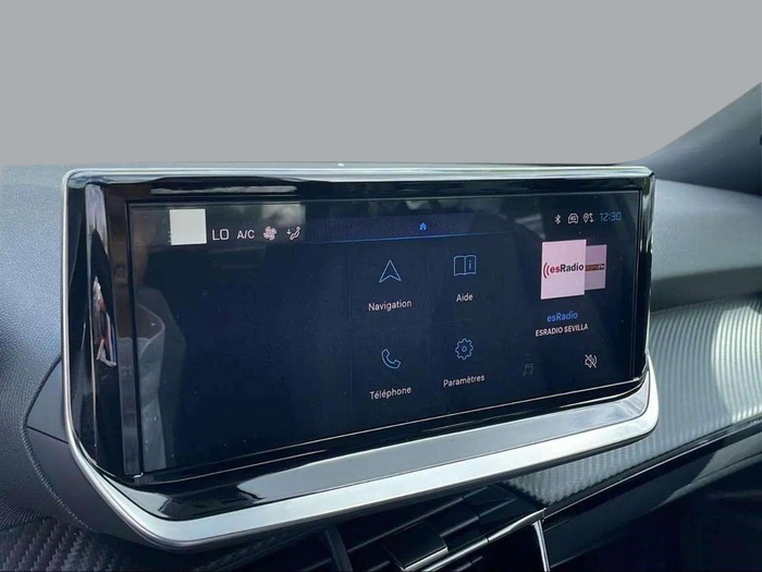 Peugeot 2008 PureTech 100 S&S Allure 75 kW (100 CV) Vehículo usado en Sevilla Peugeot 2008 PureTech 100 S&S Allure 75 kW (100 CV) Vehículo usado en Sevilla