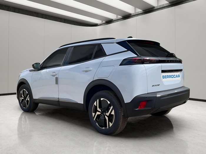 Peugeot 2008 PureTech 100 S&S Allure 75 kW (100 CV) Vehículo usado en Sevilla Peugeot 2008 PureTech 100 S&S Allure 75 kW (100 CV) Vehículo usado en Sevilla