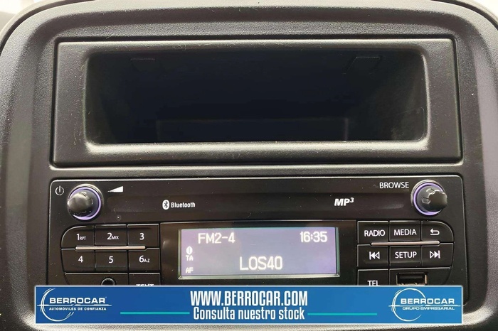 Opel Vivaro Furgon 1.9 CDTI Expression L1H1 2.9t 88 kW (120 CV) Vehículo usado en Sevilla Opel Vivaro Furgon 1.9 CDTI Expression L1H1 2.9t 88 kW (120 CV) Vehículo usado en Sevilla