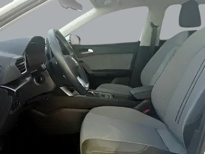 SEAT León 1.5 eTSI Style 25 Aniversario DSG 85 kW (116 CV) 30 SEAT León 1.5 eTSI Style 25 Aniversario DSG 85 kW (116 CV) 30