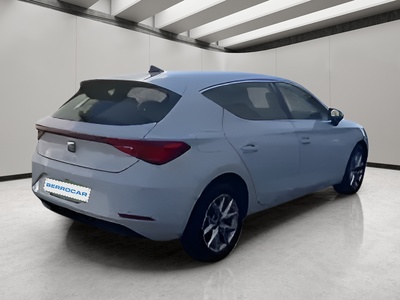 SEAT León 1.5 eTSI Style 25 Aniversario DSG 85 kW (116 CV) 4 SEAT León 1.5 eTSI Style 25 Aniversario DSG 85 kW (116 CV) 4