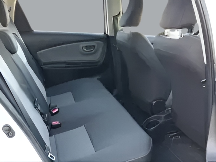 Toyota Yaris 1.5 Hybrid Active 74 kW (100 CV) Vehículo usado en Sevilla Toyota Yaris 1.5 Hybrid Active 74 kW (100 CV) Vehículo usado en Sevilla