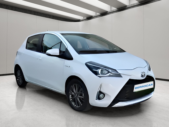 Toyota Yaris 1.5 Hybrid Active 74 kW (100 CV) Vehículo usado en Sevilla Toyota Yaris 1.5 Hybrid Active 74 kW (100 CV) Vehículo usado en Sevilla