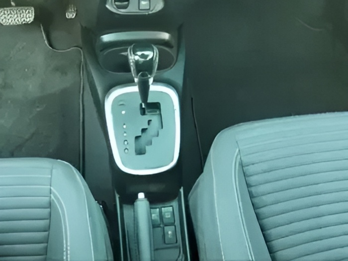 Toyota Yaris 1.5 Hybrid Active 74 kW (100 CV) Vehículo usado en Sevilla Toyota Yaris 1.5 Hybrid Active 74 kW (100 CV) Vehículo usado en Sevilla