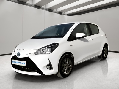 Toyota Yaris 1.5 Hybrid Active 74 kW (100 CV) 3 Toyota Yaris 1.5 Hybrid Active 74 kW (100 CV) 3