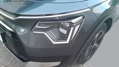 Kia Niro 1.6 GDi HEV Híbrido Drive 104 kW (141 CV) 7 Kia Niro 1.6 GDi HEV Híbrido Drive 104 kW (141 CV) 7