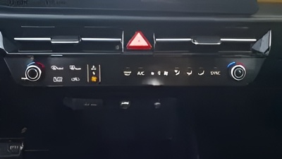 Kia Niro 1.6 GDi HEV Híbrido Drive 104 kW (141 CV) 16 Kia Niro 1.6 GDi HEV Híbrido Drive 104 kW (141 CV) 16