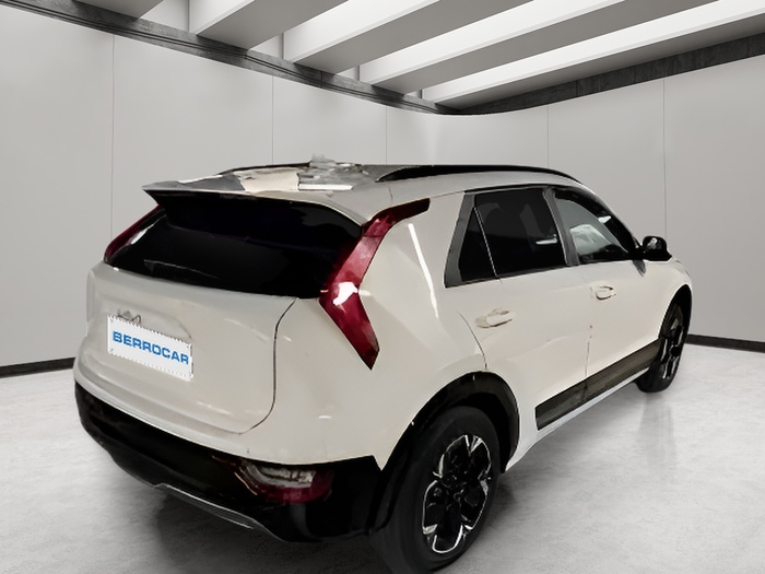 Kia e-Niro Winter Edition 150 kW (204 CV) Vehículo usado en Sevilla Kia e-Niro Winter Edition 150 kW (204 CV) Vehículo usado en Sevilla