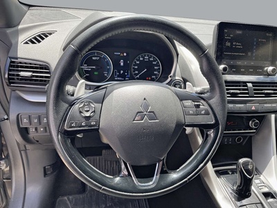 Mitsubishi Eclipse Cross 2.4 PHEV Kaiteki 4WD Auto 138 kW (188 CV) 12 Mitsubishi Eclipse Cross 2.4 PHEV Kaiteki 4WD Auto 138 kW (188 CV) 12