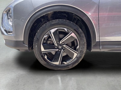 Mitsubishi Eclipse Cross 2.4 PHEV Kaiteki 4WD Auto 138 kW (188 CV) 7 Mitsubishi Eclipse Cross 2.4 PHEV Kaiteki 4WD Auto 138 kW (188 CV) 7