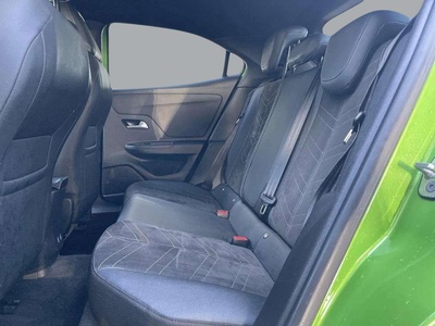 Opel Mokka-e BEV 50kWh Ultimate-e 100 kW (136 CV) 5 Opel Mokka-e BEV 50kWh Ultimate-e 100 kW (136 CV) 5