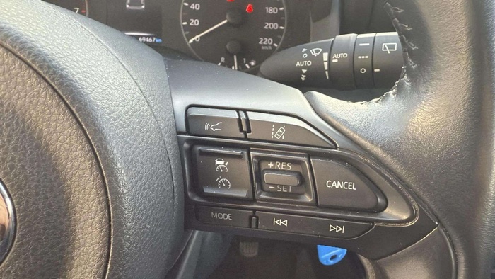 Toyota Yaris 1.0 53 kW (72 CV) Vehículo usado en Sevilla Toyota Yaris 1.0 53 kW (72 CV) Vehículo usado en Sevilla