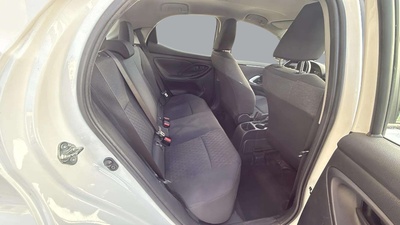 Toyota Yaris 1.0 53 kW (72 CV) 14 Toyota Yaris 1.0 53 kW (72 CV) 14