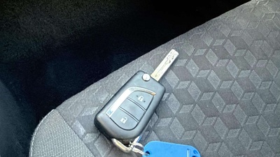 Toyota Yaris 1.0 53 kW (72 CV) 24 Toyota Yaris 1.0 53 kW (72 CV) 24