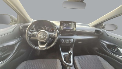 Toyota Yaris 1.0 53 kW (72 CV) 9 Toyota Yaris 1.0 53 kW (72 CV) 9