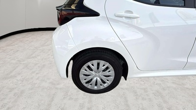 Toyota Yaris 1.0 53 kW (72 CV) 18 Toyota Yaris 1.0 53 kW (72 CV) 18