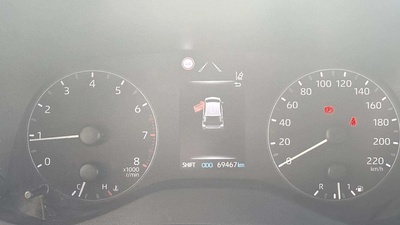 Toyota Yaris 1.0 53 kW (72 CV) 12 Toyota Yaris 1.0 53 kW (72 CV) 12