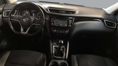 Nissan Qashqai DIG-T 115 Visia 4x2 85 kW (115 CV) 6 Nissan Qashqai DIG-T 115 Visia 4x2 85 kW (115 CV) 6