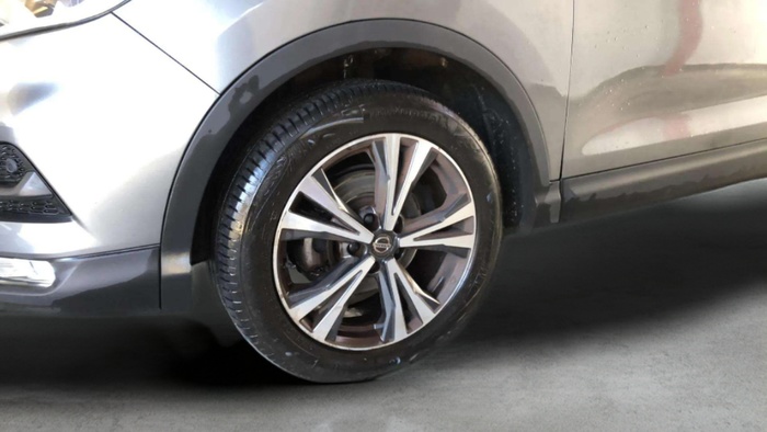 Nissan Qashqai DIG-T 115 Visia 4x2 85 kW (115 CV) Vehículo usado en Sevilla Nissan Qashqai DIG-T 115 Visia 4x2 85 kW (115 CV) Vehículo usado en Sevilla