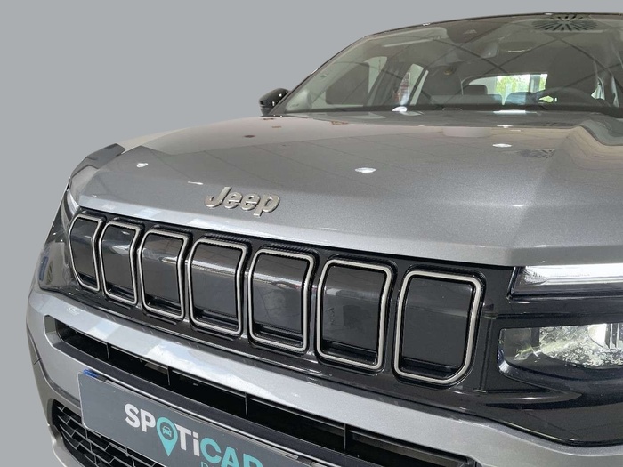 Jeep Avenger 1.2 G Altitude 74 kW (100 CV) Vehículo usado en Sevilla Jeep Avenger 1.2 G Altitude 74 kW (100 CV) Vehículo usado en Sevilla