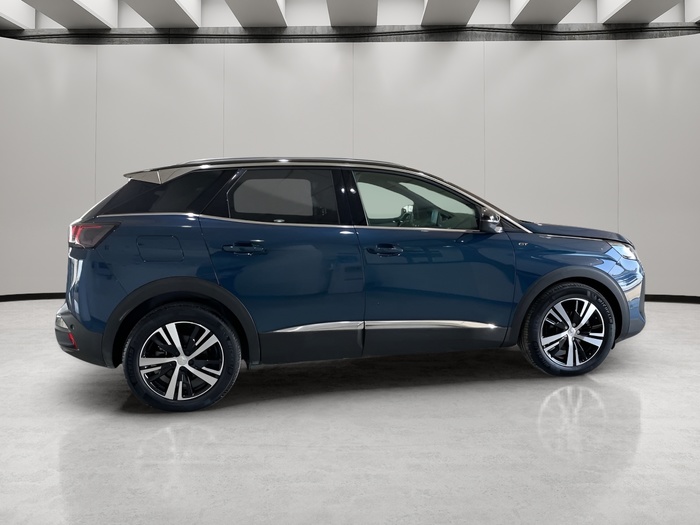 Peugeot 3008 BlueHDi 130 S&S GT EAT8 96 kW (130 CV) Vehículo usado en Sevilla Peugeot 3008 BlueHDi 130 S&S GT EAT8 96 kW (130 CV) Vehículo usado en Sevilla