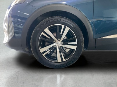 Peugeot 3008 BlueHDi 130 S&S GT EAT8 96 kW (130 CV) 8 Peugeot 3008 BlueHDi 130 S&S GT EAT8 96 kW (130 CV) 8