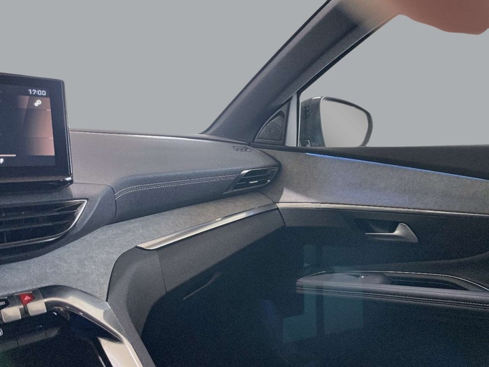 Peugeot 3008 BlueHDi 130 S&S GT EAT8 96 kW (130 CV) Vehículo usado en Sevilla Peugeot 3008 BlueHDi 130 S&S GT EAT8 96 kW (130 CV) Vehículo usado en Sevilla