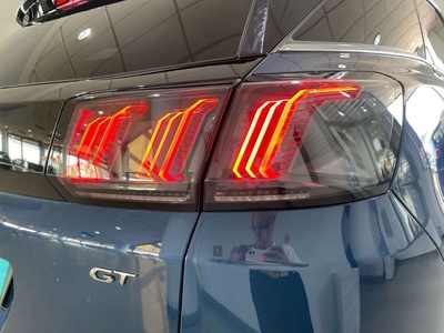 Peugeot 3008 BlueHDi 130 S&S GT EAT8 96 kW (130 CV) 9 Peugeot 3008 BlueHDi 130 S&S GT EAT8 96 kW (130 CV) 9