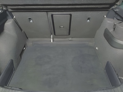 Skoda Karoq 2.0 TDI Selection 85 kW (115 CV) 10 Skoda Karoq 2.0 TDI Selection 85 kW (115 CV) 10