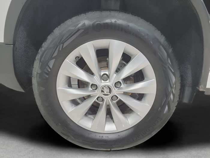 Skoda Karoq 2.0 TDI Selection 85 kW (115 CV) Vehículo usado en Sevilla Skoda Karoq 2.0 TDI Selection 85 kW (115 CV) Vehículo usado en Sevilla