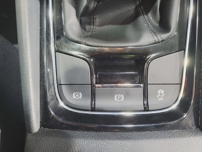 Skoda Karoq 2.0 TDI Selection 85 kW (115 CV) 20 Skoda Karoq 2.0 TDI Selection 85 kW (115 CV) 20