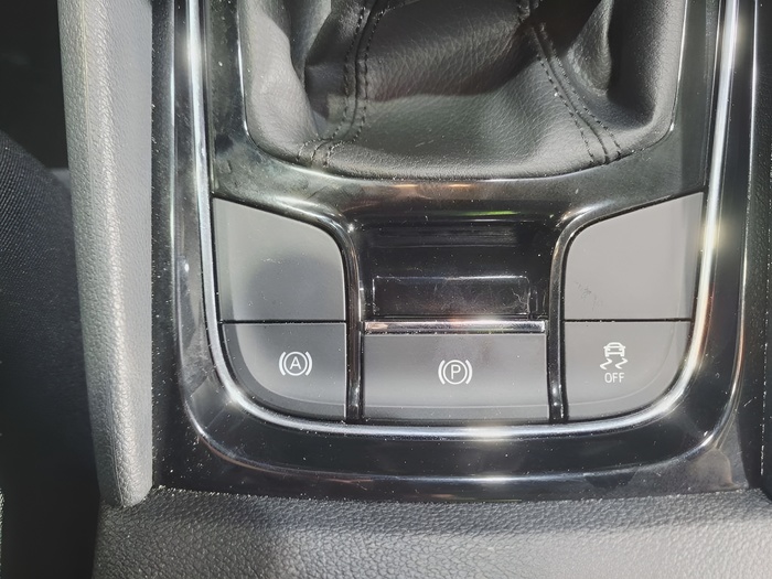 Skoda Karoq 2.0 TDI Selection 85 kW (115 CV) Vehículo usado en Sevilla Skoda Karoq 2.0 TDI Selection 85 kW (115 CV) Vehículo usado en Sevilla