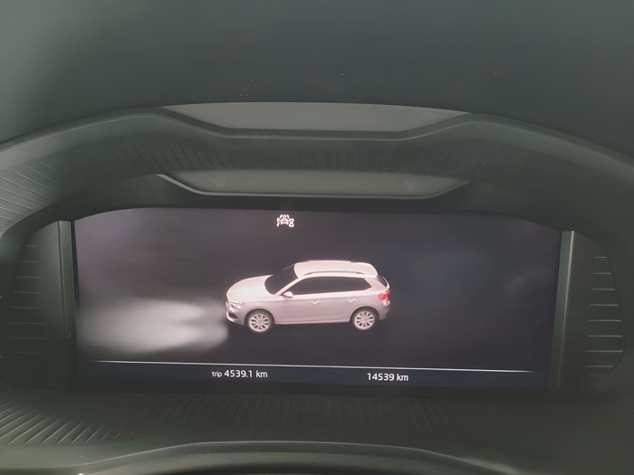 Skoda Kamiq 1.0 TSI Ambition 81 kW (110 CV) Vehículo usado en Sevilla Skoda Kamiq 1.0 TSI Ambition 81 kW (110 CV) Vehículo usado en Sevilla