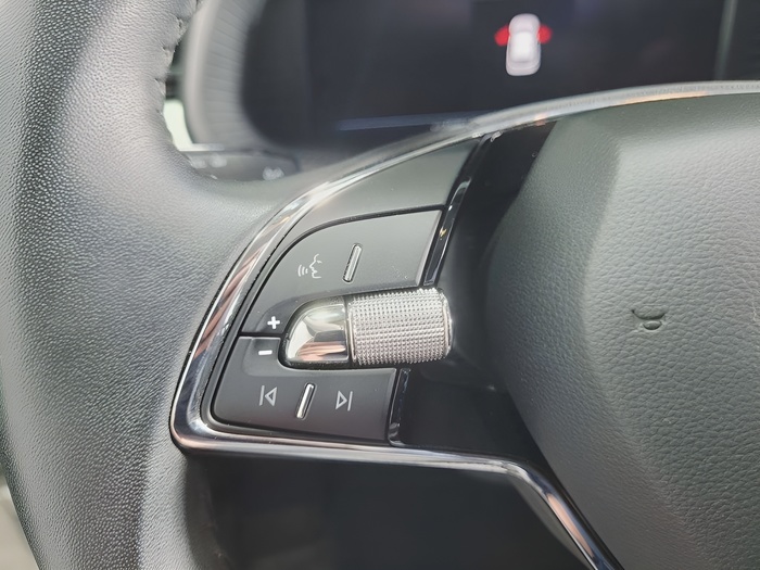 Skoda Kamiq 1.0 TSI Ambition 81 kW (110 CV) Vehículo usado en Sevilla Skoda Kamiq 1.0 TSI Ambition 81 kW (110 CV) Vehículo usado en Sevilla